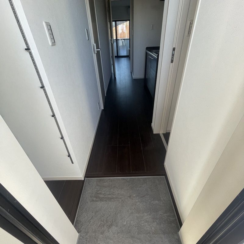 MELDIA八潮の玄関