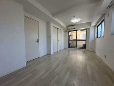 【居間・リビング】 | ジャスト大崎 | ゆったり過ごせる居間です