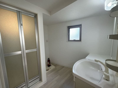 【独立洗面台】 | ジャスト大崎 | 使いやすい独立洗面台です