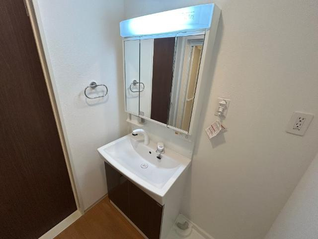 スターテラス物見の洗面所|洗髪洗面化粧台