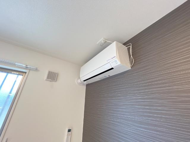 アネックス隅の浜の設備|エアコン（洋室）