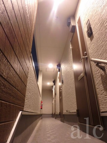 プレジール新江古田のロビー|エントランスです