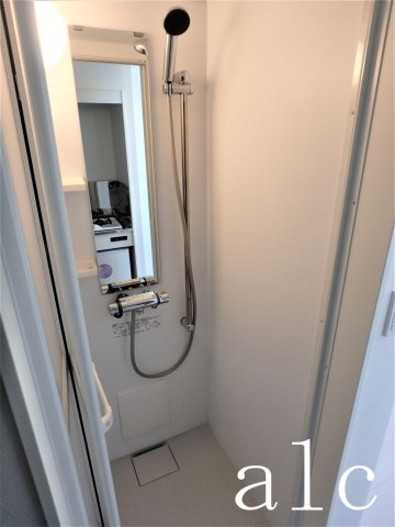 プレジール新江古田のシャワールーム|お手入れカンタン、シャワールーム