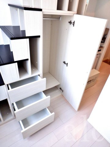 プレジール新江古田の収納|収納があります