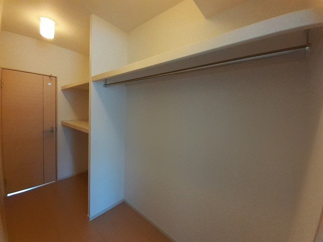 セレーノ　エストⅠの収納|便利な収納スペースです