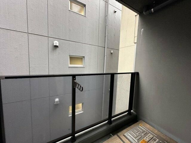 アーバンコア本郷のバルコニー