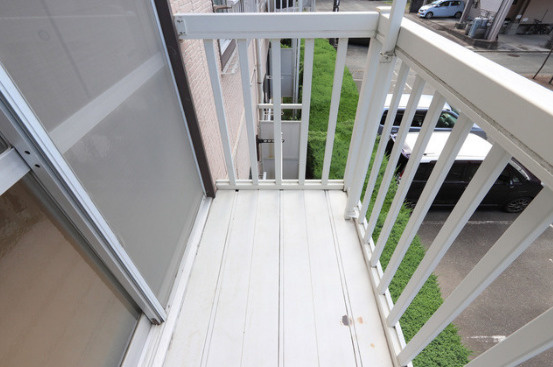 第3大石コーポ【10,000円キャッシュバック対象のバルコニー|外からの目が気にならないバルコニーで洗濯物が干せます