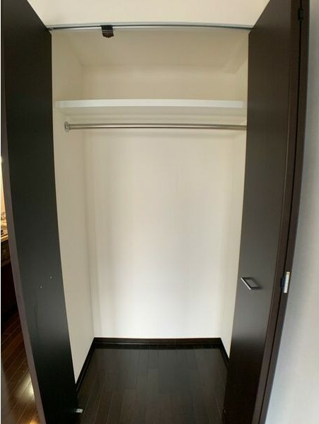 プレミアムコート名古屋金山インテルノの収納