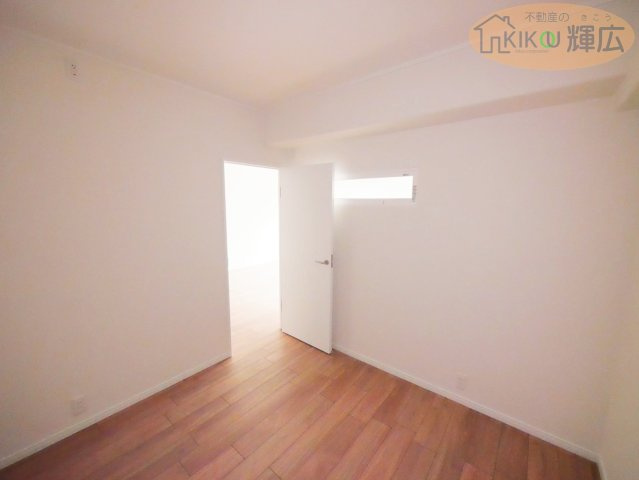 【寝室】 | 明石土山駅前スカイハイツB棟　7階