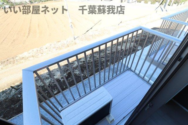 和良比新築アパートのバルコニー