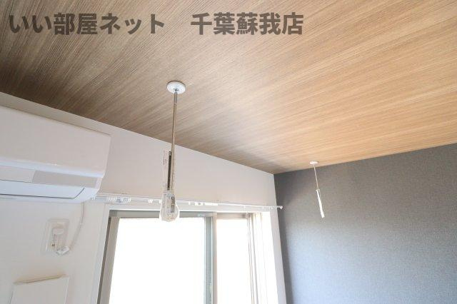 和良比新築アパートの設備|室内物干