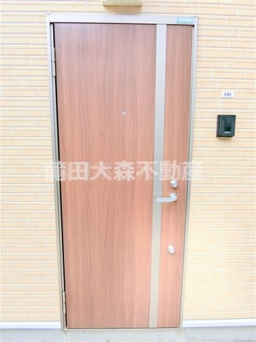 セルヴァグランの玄関