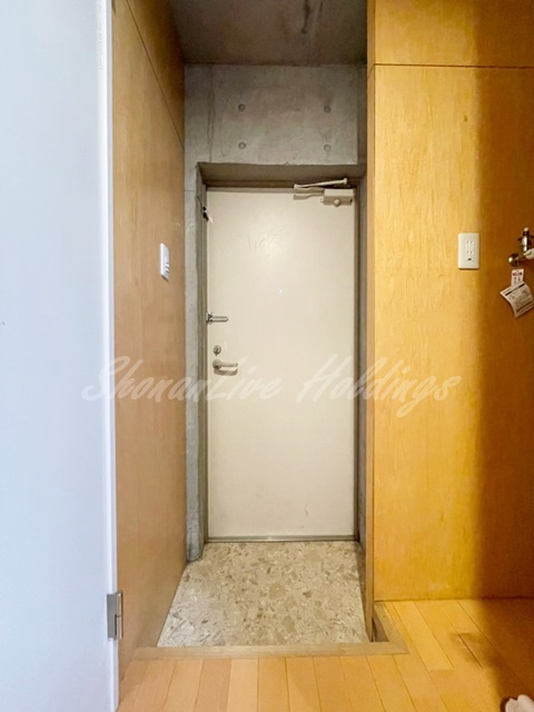 藤沢市朝日町の賃貸マンションの玄関|清潔感のある玄関♪