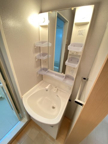 【独立洗面台】