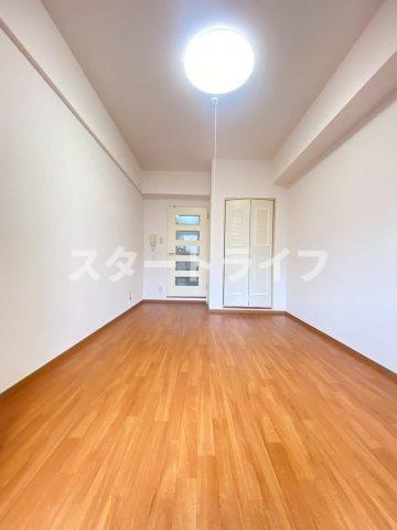 大阪市東淀川区下新庄３丁目の賃貸マンションの寝室