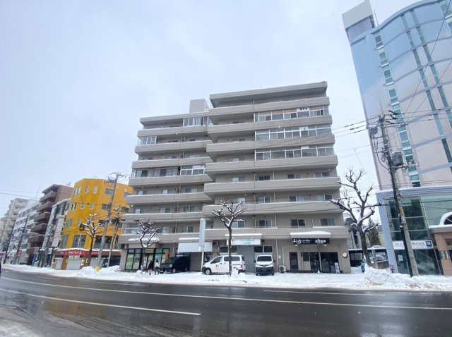 グリーンコーポ中の島の外観