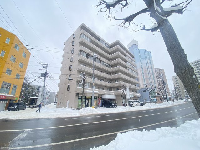 グリーンコーポ中の島の外観