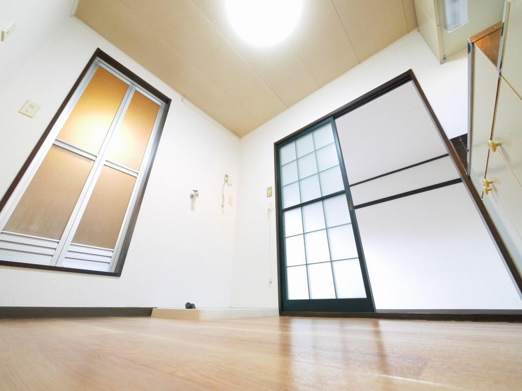 タウニィ高畑の和室