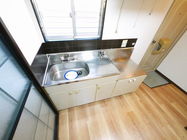 タウニィ高畑のキッチン