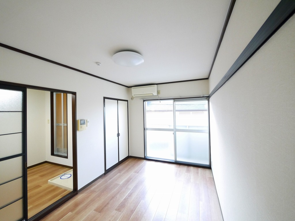 タウニィ高畑の居間・リビング