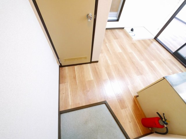 タウニィ高畑のロビー