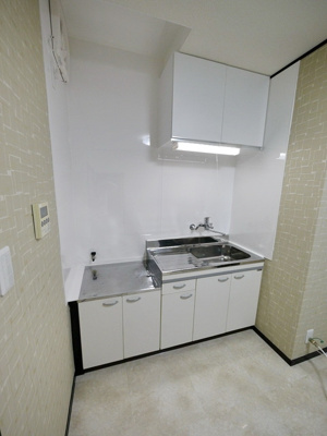 【キッチン】 | サンコーポ | お料理しやすいキッチンです