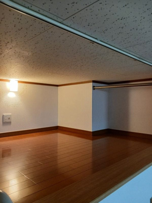 【内装】 | BEE HOUSE