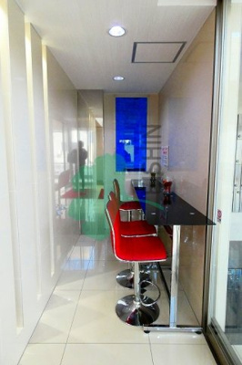  | No.102 CLUB ORIENT(No.102 クラブオリエント) | エントランスにはフリーWi-Fiルームがあります