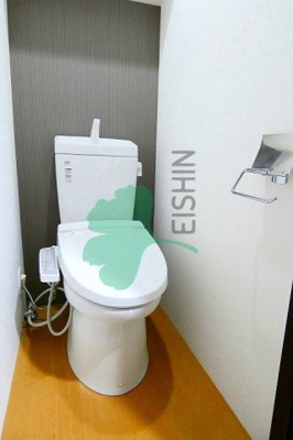 【トイレ】 | No.102 CLUB ORIENT(No.102 クラブオリエント) | 清潔感のあるトイレです。