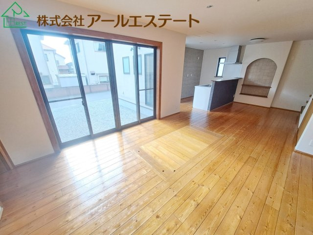 姫路市山吹1丁目　　中古戸建の居間・リビング