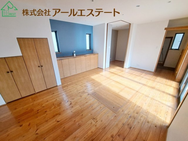 姫路市山吹1丁目　　中古戸建の居間・リビング