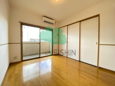  | カマラード吉塚