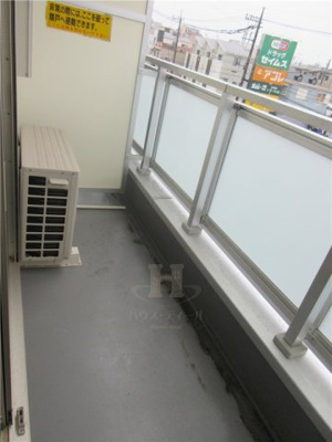 【バルコニー】 | リブリ・レオサードⅡ | 陽当たり良好なバルコニーです