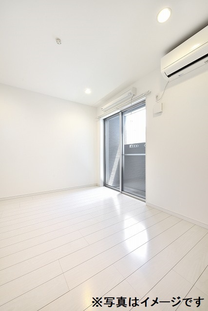 ジャルダン黒川の居間・リビング