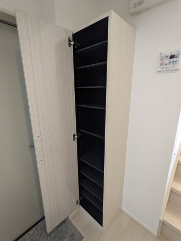 ハーモニーテラス車道の玄関|シューズボックス