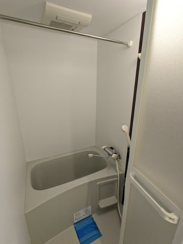 ハーモニーテラス楓の浴室|201号室