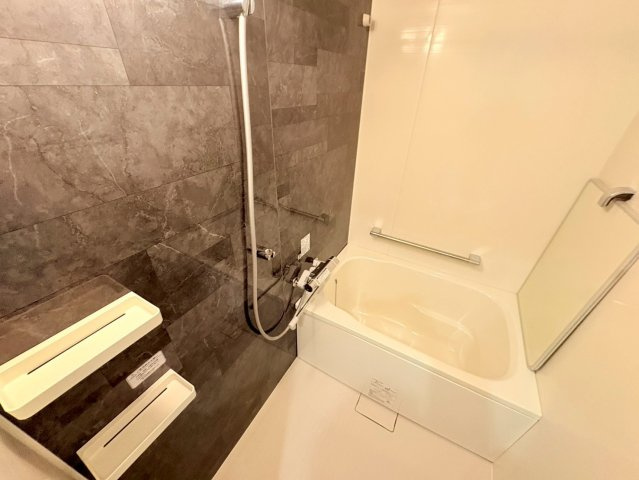 T-SQUARE甲南山手の浴室