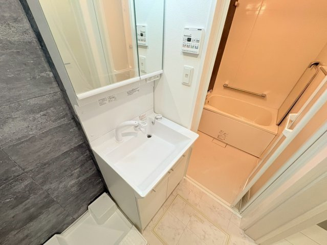 T-SQUARE甲南山手の洗面所