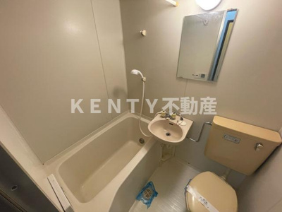 【洗面所】 | ナンブハイム３ | スペースが確保できる洗面所です