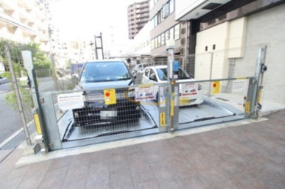 【駐車場】 | ファーストフィオーレ江坂レガリス