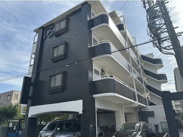 パルティーレ神宮南の駐車場|車をお持ちの方に嬉しい駐車場付きの物件です