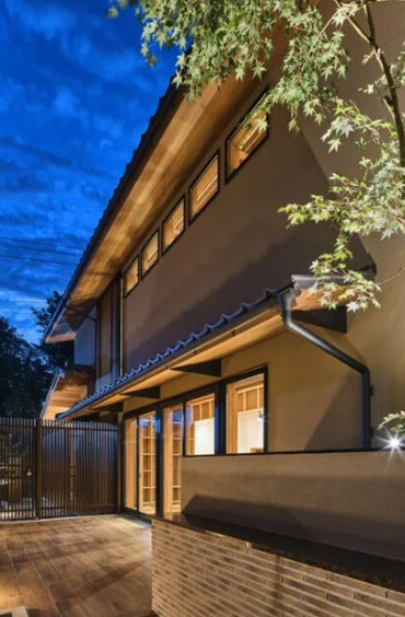 清閑寺霊山町の外観