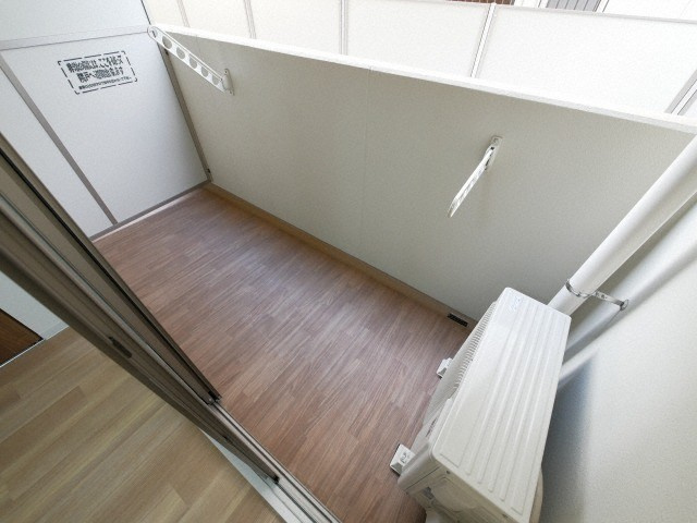 Ｐａｒｖｉｓ　Ｆｌｏｒａ　Ｔｓｕｒｕｍｉのバルコニー