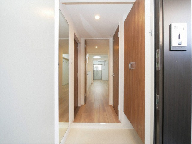 Ｐａｒｖｉｓ　Ｆｌｏｒａ　Ｔｓｕｒｕｍｉの玄関