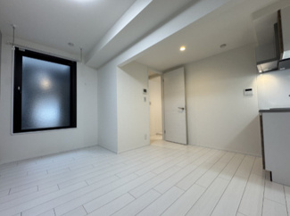 【内装】 | Monologue