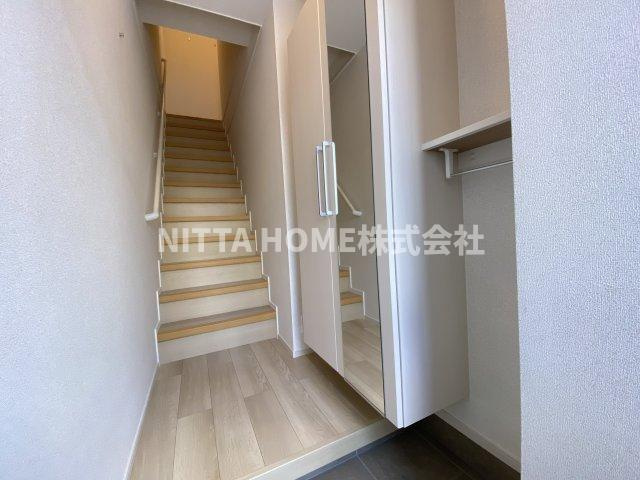 フォレストＤの子供部屋|フローリングの洋室で使い勝手良好です＊