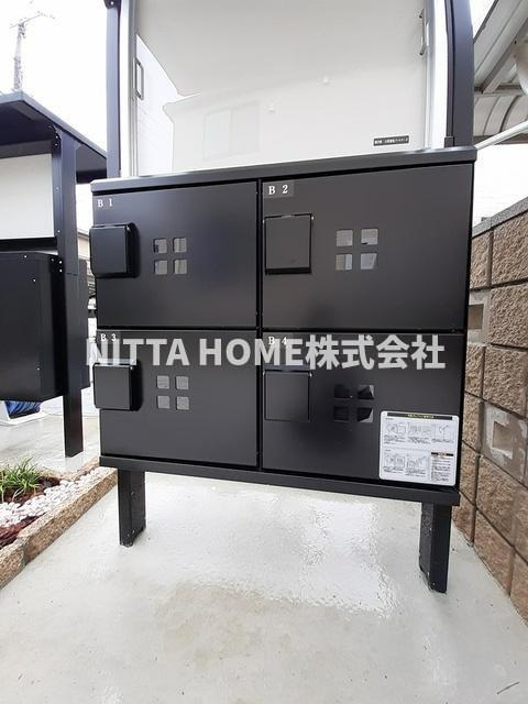 フォレストＤのその他共用部分|宅配ボックスや防犯カメラも搭載！