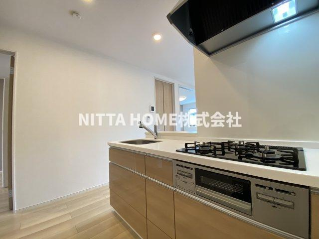 フォレストＤのキッチン|３口ガスコンロ＆グリル付き◆