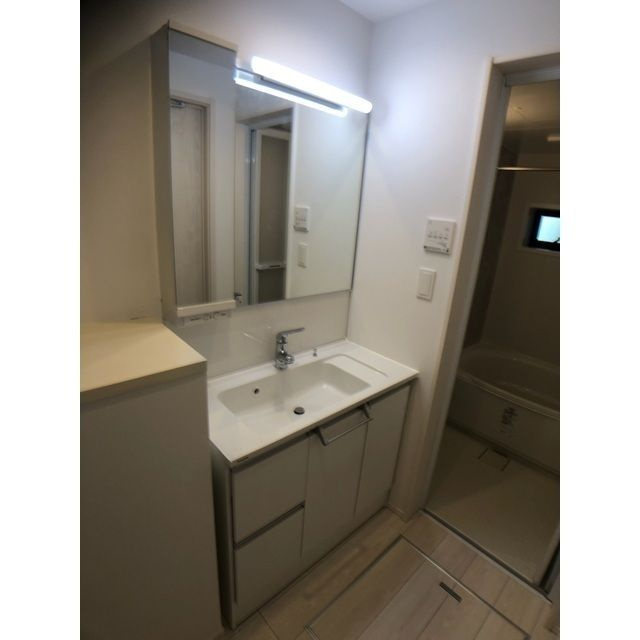 Kolet浦安の独立洗面台