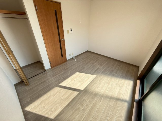 メゾンユーガの居間・リビング